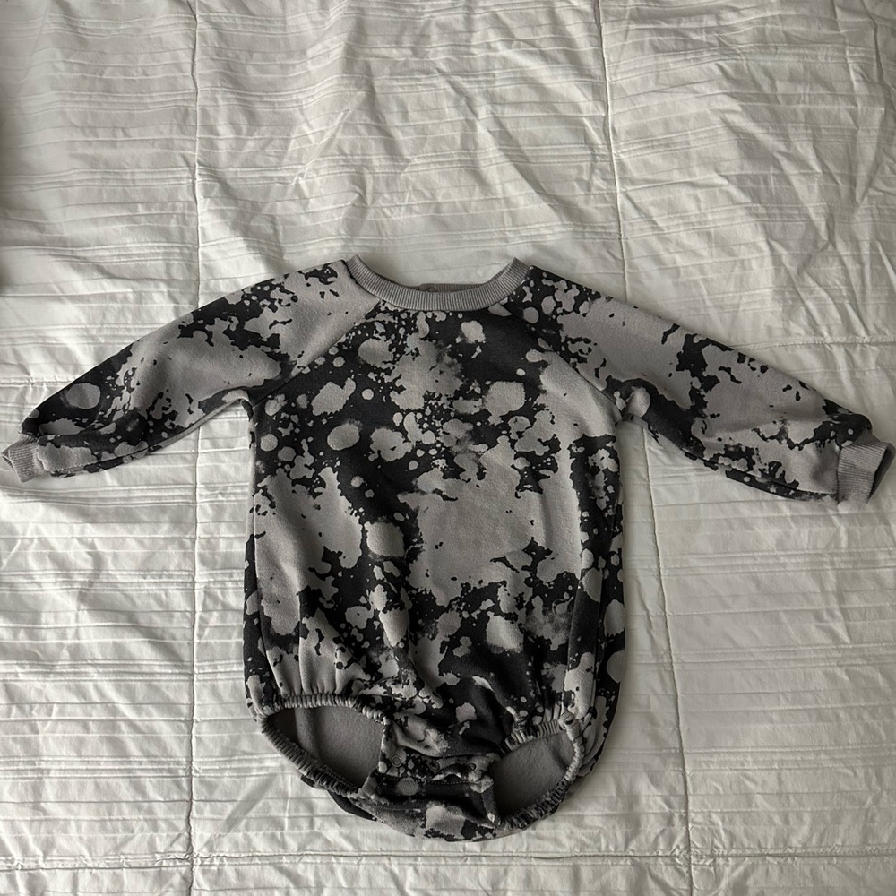 Unisex Sweatshirt onesie
